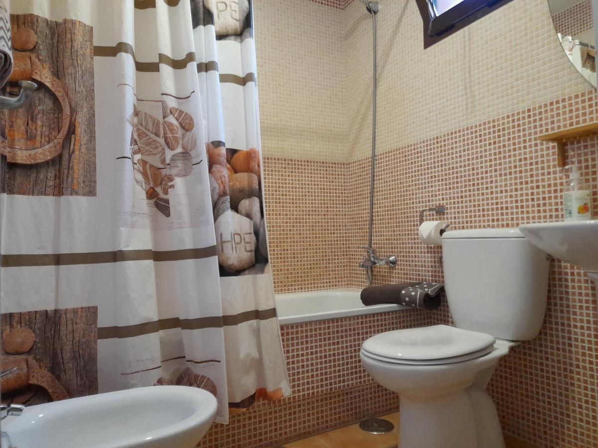 Apartamento Relax อากีลัส ภายนอก รูปภาพ