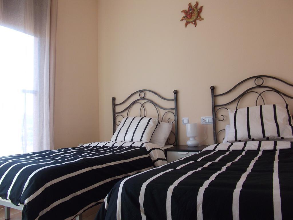 Apartamento Relax อากีลัส ภายนอก รูปภาพ